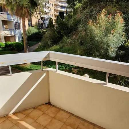 2 Pieces Avec Piscine Et Vue Et Climatisation Apartment