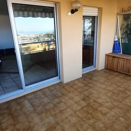 Apartment 2 Pieces Avec Piscine Et Vue Et Climatisation Nice